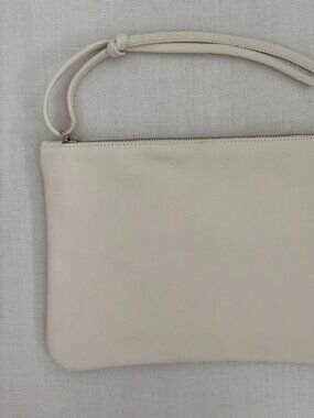 NWOT - Handmade Genuine Pebbled Leather Ivory Clutch/Wristlet